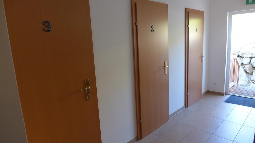Popp'N Angerl Apartment เทาพลิทซ์ ภายนอก รูปภาพ
